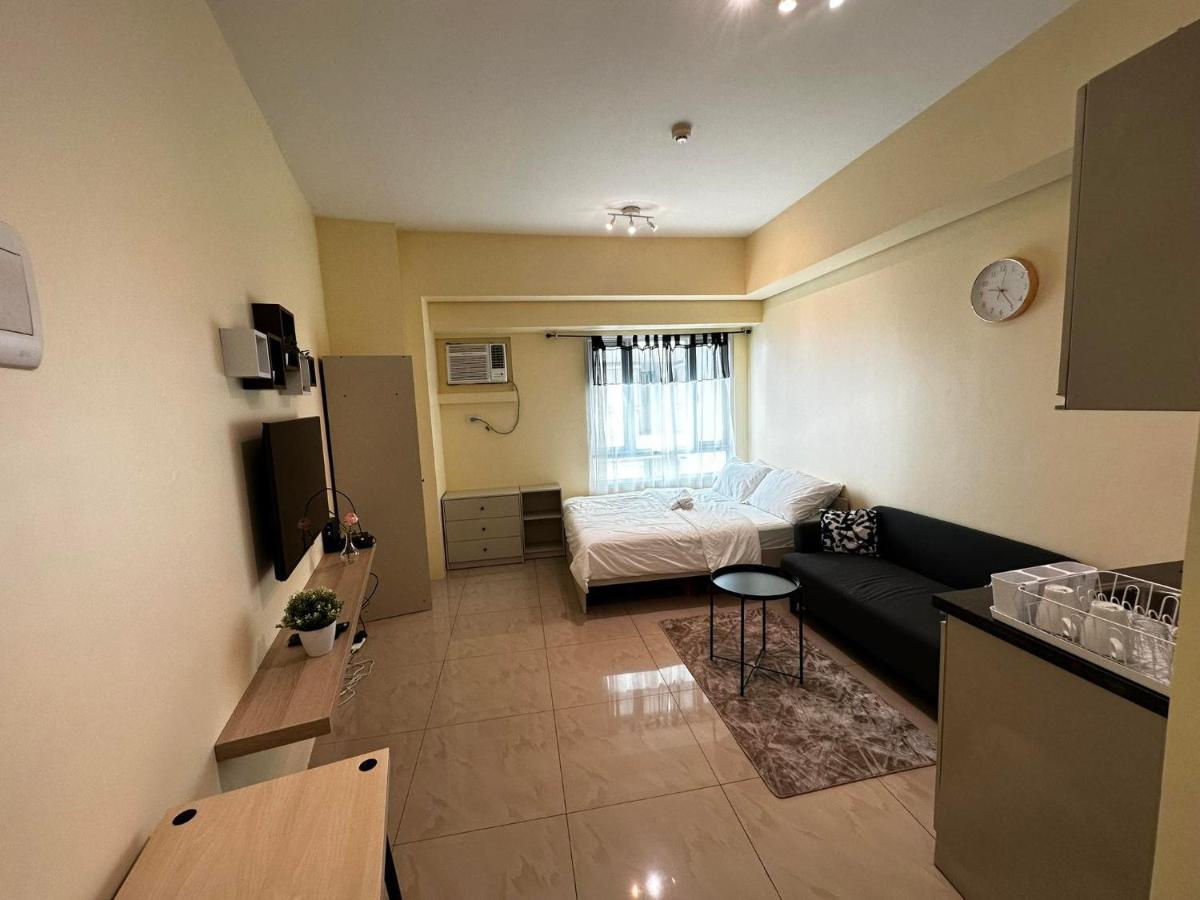 Modern Condo Living In Makati Manille Extérieur photo
